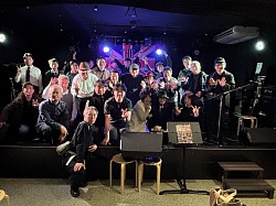 アヴェニュー8